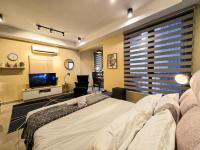 Estudio con 1 cama grande