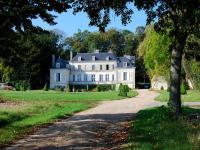Chambres d'Hôtes Le Château de la Plante - B&B Thuré
