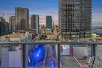 Luxury Downtown Miami Apartments - Bay Views - Bed and Breakfast Miami