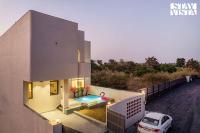 StayVista at Kraya Villa with Pet Friendly, BBQ, Bonfire - Chambres d’hôtes Jharol