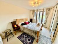 West London Lux 2 Bedroom Apartment - Free parking - Lake & Park view - Wembley Stadium 5KM - B&B Londra