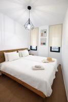 Ocean View Apartment, balcony & parking, Tenerife South Escape - Ferienwohnung Playa Paraiso