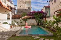 Doris's Home - villa 500m2, 5 bedrooms, swimming pool, BBQ outdoor - Chambres d'hôtes Ấp Bình Hưng