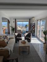 Appartement 90m2 avec terrasse, vue mer et parking gratuit - B&B La Ciotat