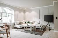 Large city apartment with sea view and parking - B&B Ålesund