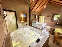 Chalé Rústico com Hidromassagem em Santo Antônio do Pinhal - B&B Santo Antônio do Pinhal