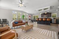 Modern Home On Gated 4 Acre plus Nature Sanctuary - Chambres d'hôtes Zephyrhills