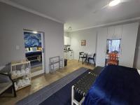 Estudio con cama extragrande