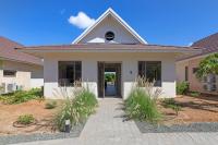 Villa Jazmyn18 at FrontRow Golf course - Ferienwohnung Dorp Sint Michiel