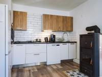 Relaxing Getaway - Newly renovated Farm House - Ferienwohnung Chraštice