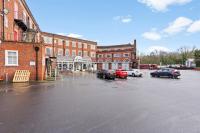 Compact Studio for , Kitchen, WiFi, Parking in Dudley - Ferienwohnung Dudley