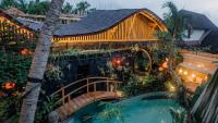 Villa Jocelyne - Luxury Bamboo Villa - Bed and Breakfast Ubud