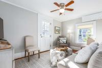 Richards Retreat Walk to Downtown Washer-Dryer - Bed and Breakfast Portsmouth