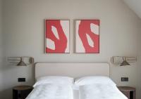 Deluxe One-Bedroom Apartment 604