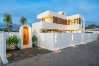 Modern 3BR Villa in Central Uluwatu Walk to beach - Chambres d’hôtes Uluwatu
