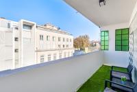 One-Bedroom Apartment with Balcony
