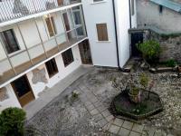 Three-Bedroom Apartment with Mountain View