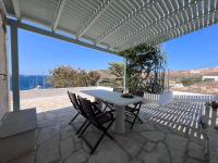 Hilltop house - B&B Kimolos