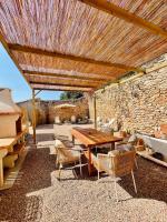 Masía de siglo XIX rodeada de viñedos y mar - Ferienwohnung Saiforas