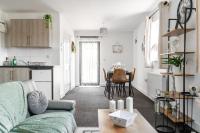 Modern 1-Bed Apartment with Parking near Heathrow - B&B Colnbrook