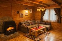 MM Lodge-Mountain House on the Road to Ski Center - Ferienwohnung Kolašin