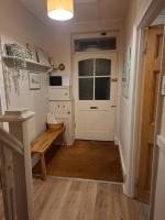 Arvonia sleeps 7, sea views, dog friendly - Chambres d'hôtes New Quay