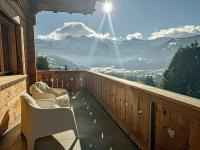 Secret Place 1st Floor with Jacuzzi - B&B Lenk
