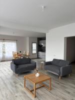 Caetana e Ferro - B&B Calheta