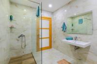 New Spacious Apartment with Amazing View Bugibba - Bed and Breakfast San Pawl il-Baħar