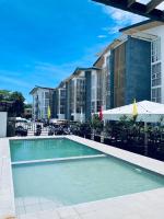 J&J Mactan Stays Netflix, Pool & Free Parking - B&B Maribago