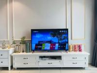 Noble Homes at i-City - WiFi TV Box and 1 Carpark - B&B Shah Alam