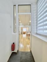 Top Centre 2BDR Apartment for 4 Guests next to Theater Tear and Laughter - Ferienwohnung Sofia