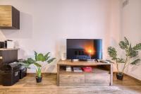 Modern and centrally located large one bedroom apartment KBON1-1 - B&B Pietà