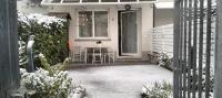 BHH BOLOGNA HOLIDAY HOME private Garden Reserved Parking -wwwbolognaholidayhomecom- house garden parking - Chambres d'hôtes Bologne