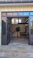 Charming workshop with Jacuzzi near Saint-Émilion - Chambres d'hôtes Branne