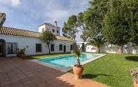 Cortijo Malos Humos Piscina - B&B Villamartín