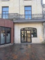APPARTEMENT DUPLEX SAUMUR CENTRE, refait à neuf, à proximité du château - B&B Saumur