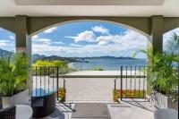 Luxury Condo with Panoramic Ocean Views, Sparkling Infinity Pool, and Modern Open-Concept Design - B&B Playa Flamingo