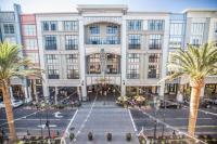 Modern Luxury Loft facing Santana Row w/Balcony - B&B San Jose