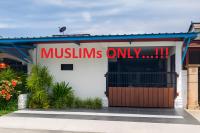 Welcome to MANAF HOME STAY, 3 Fully Furnished bedrooms, located in beautiful Alor Gajah, Melaka - B&B Sempang Ampat