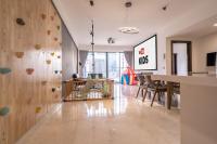 Spacious Family Apt 3-Min Walk to KLCC MRT RO Water Baby Crib Home Cinema Projector - Ferienwohnung Kuala Lumpur