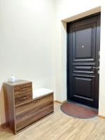 Caspian Breeze Luminous Suite with Balcony Steps from Baku Boulevard - Chambres d'hôtes Bakou