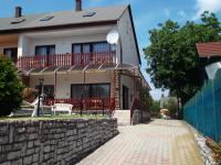 B&B Balatonföldvár - Livia Apartman - Bed and Breakfast Balatonföldvár