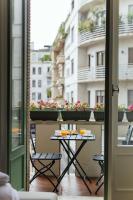 Marcora 6v luxury living apartment in Brera - 15min walk to Duomo - B&B Milan