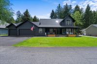 Lake, Hot Tub, Golf Retreat - B&B Hayden Lake