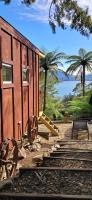The Clearing - Rustic Wagon by the Sea - B&B Picton