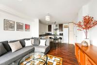 Luxury 1-Bed Home with Balcony and Sofa Bed in Tottenham - Ideal for Leisure, Contractors and Family stays - B&B Londra