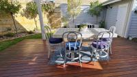 Entire Cottage in heart of East Victoria Park - Chambres d'hôtes Perth