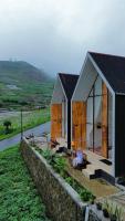 Pijar Jingga Cabin - B&B Dieng