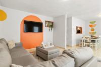 Comfortable Home for 6 Near Airport & Beaches - Ferienwohnung Carolina